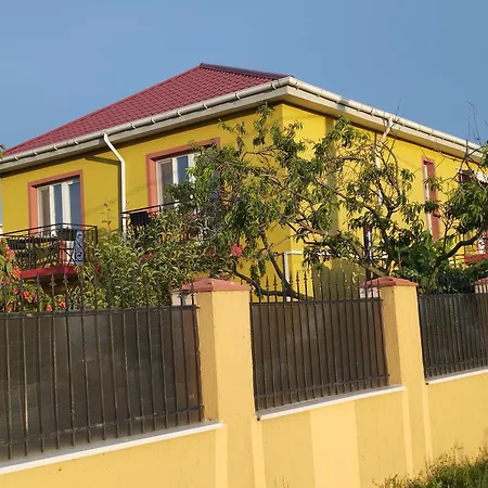 Casa Victoria منزل للإقامة Năvodari